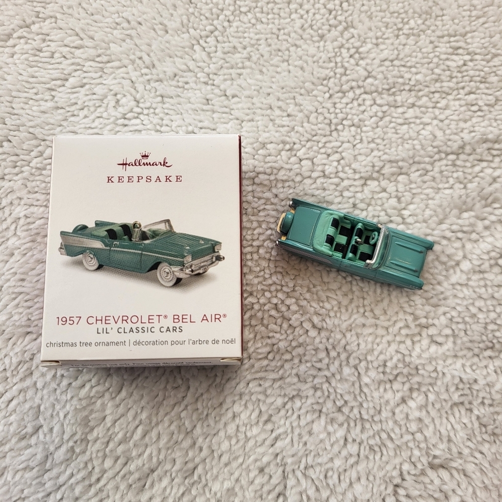 Hallmark Keepsake 1957 Chevrolet Bel Air Lil' Classic Cars Ornament Teal (2019)